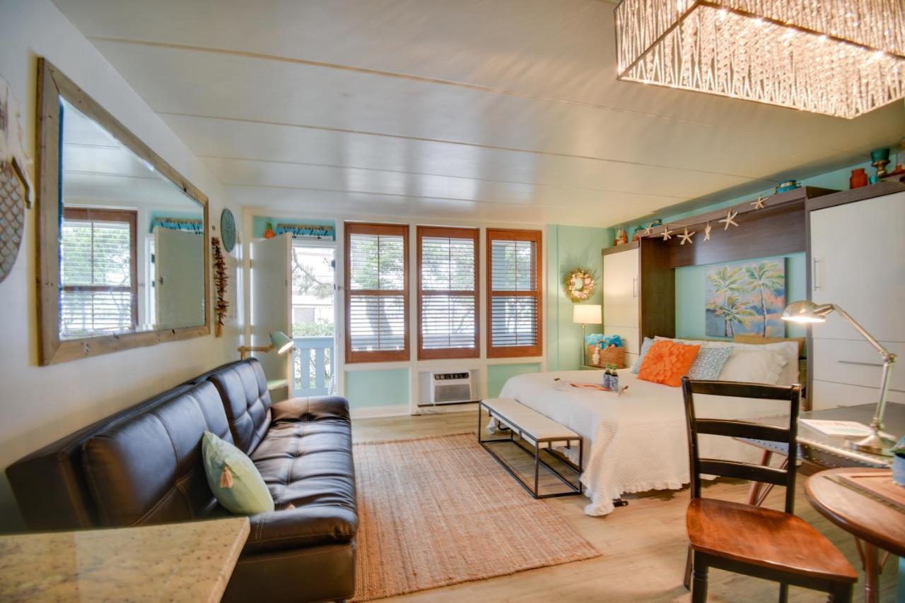 Chic Virginia Beach Retreat - Pool, Steps To Beach Экстерьер фото