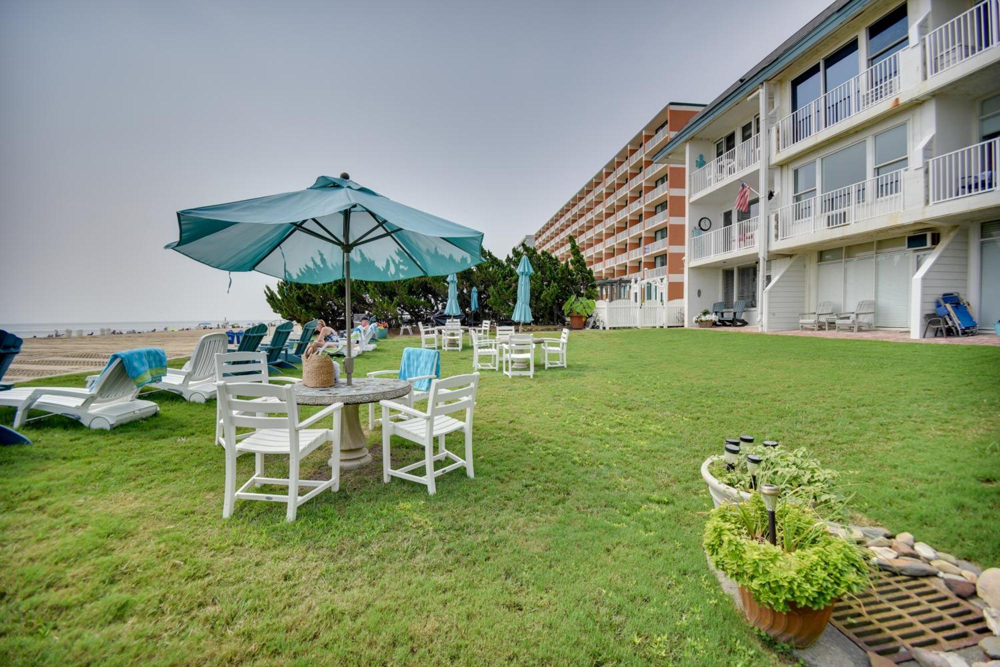 Chic Virginia Beach Retreat - Pool, Steps To Beach Экстерьер фото